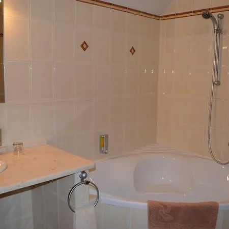 Hotel Complex Bahus *